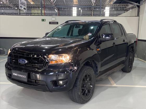 FORD RANGER 2.2 BLACK 4X2 CD 16V DIESEL 4P AUTOMÁTICO